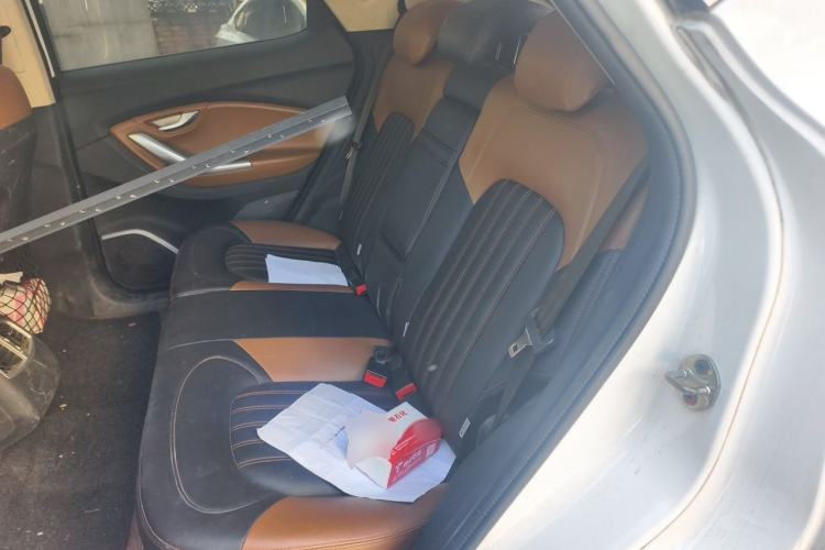 Used Soueast DX7 2015 1.5T Manual Luxury Model Left Rear Seat
