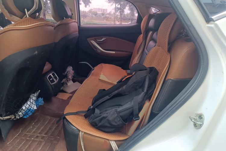 Used Soueast DX7 2015 1.5T Manual Luxury Model Left Rear Seat