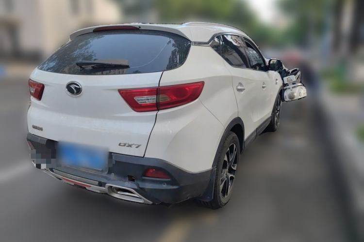 Used Soueast DX7 2015 1.5T Automatic Prestige Model Rear Right 45 Deg