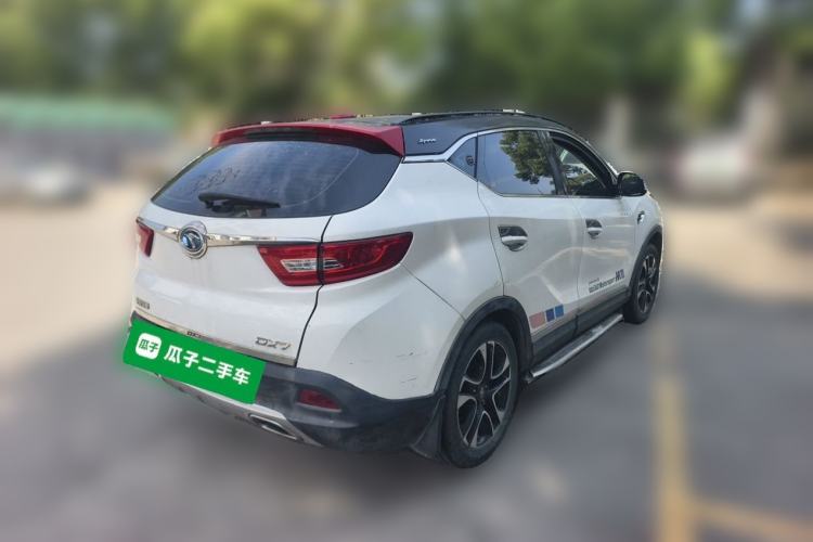 Used Soueast DX7 2015 1.5T Manual Luxury Model Rear Right 45 Deg