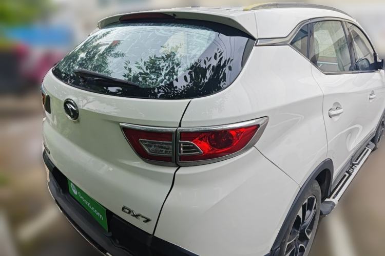 Used Soueast DX7 2015 1.5T Manual Luxury Model Rear Right 45 Deg