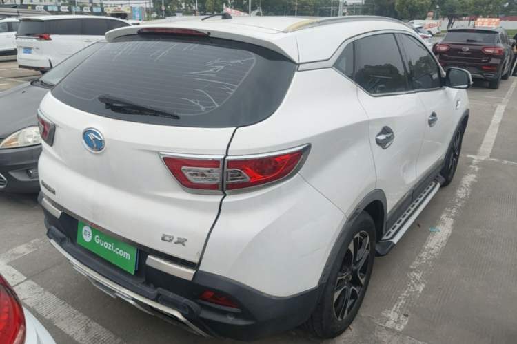 Used Soueast DX7 2015 1.5T Automatic Luxury Model Rear Right 45 Deg