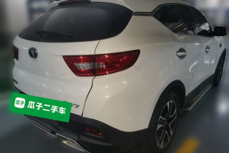 Used Soueast DX7 2015 1.5T Automatic Luxury Model Rear Right 45 Deg