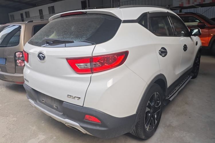 Used Soueast DX7 2015 1.5T Automatic Prestige Model Rear Right 45 Deg