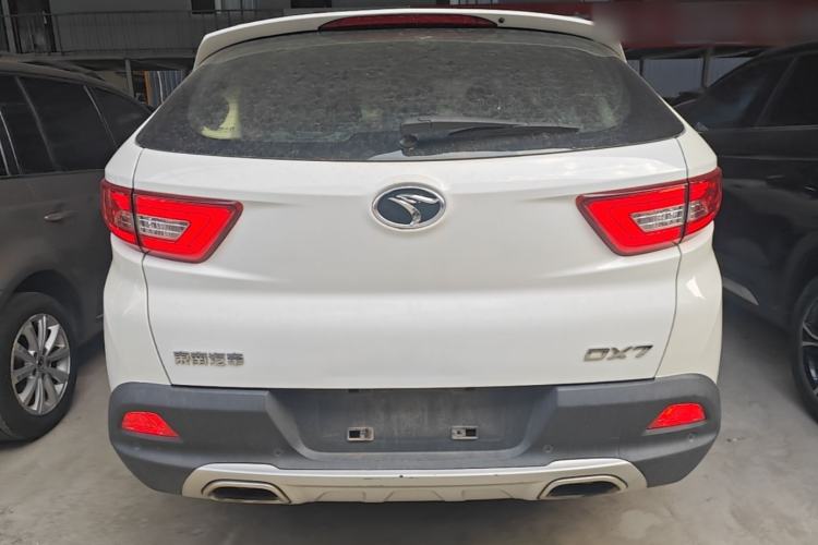 Used Soueast DX7 2015 1.5T Automatic Prestige Model Rear