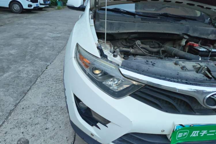 Used Soueast DX7 2015 1.5T Automatic Elite Model Right Front Headlight