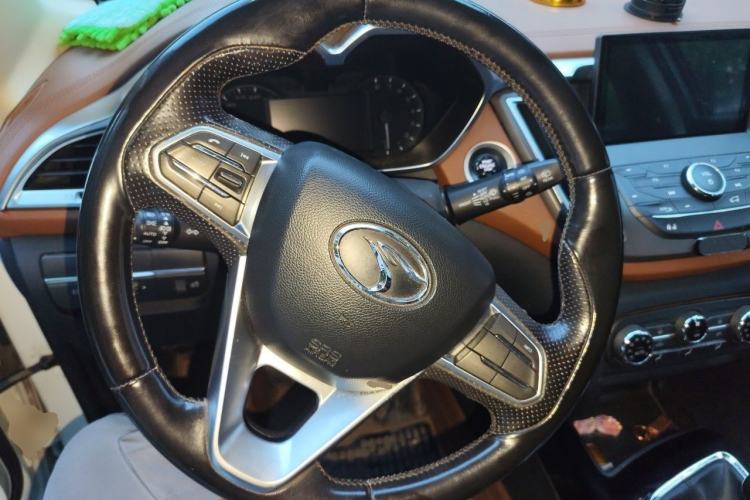 Used Soueast DX7 2015 1.5T Manual Luxury Model Steering Wheel