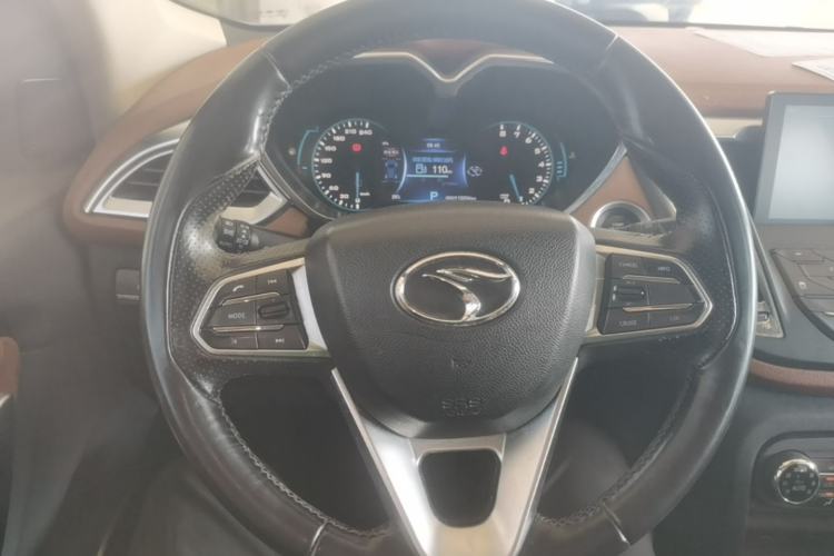 Used Soueast DX7 2015 1.5T Automatic Luxury Model Steering Wheel