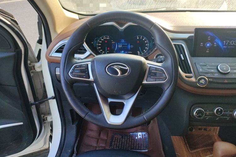 Used Soueast DX7 2015 1.5T Automatic Luxury Model Steering Wheel