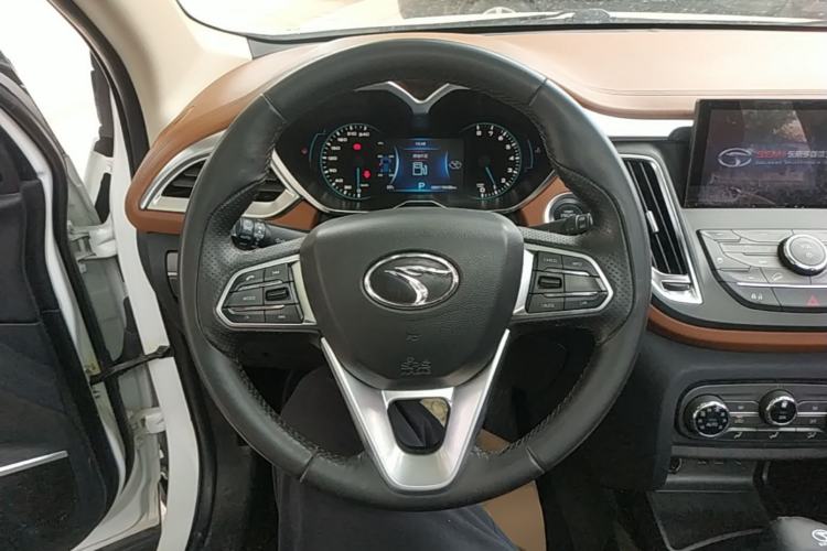 Used Soueast DX7 2015 1.5T Automatic Luxury Model Steering Wheel