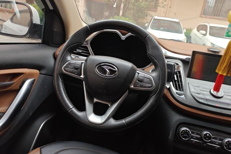 Used Soueast DX7 2015 1.5T Automatic Luxury Model Steering Wheel