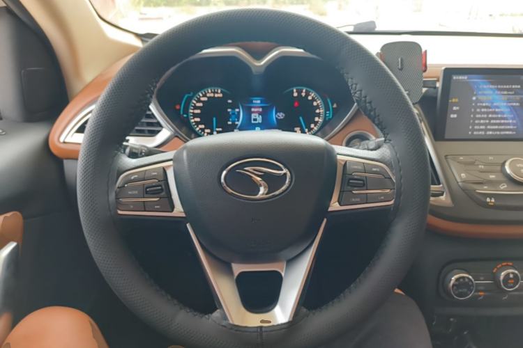 Used Soueast DX7 2015 1.5T Automatic Luxury Model Steering Wheel