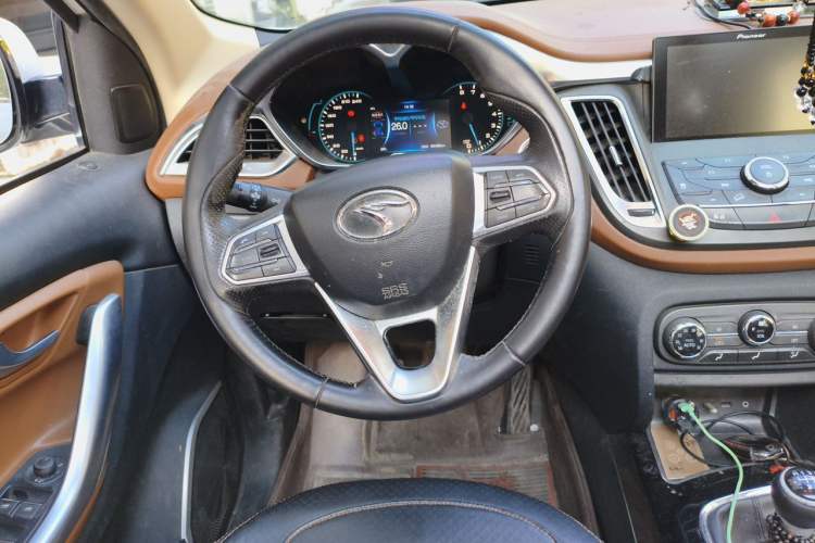 Used Soueast DX7 2015 1.5T Manual Luxury Model Steering Wheel