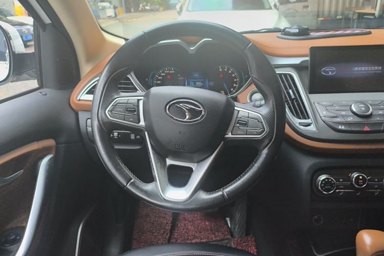 Used Soueast DX7 2015 1.5T Automatic Luxury Model Steering Wheel