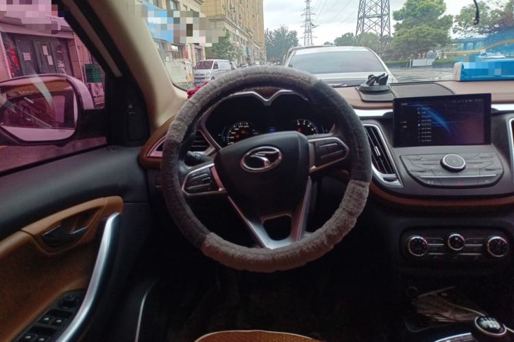 Used Soueast DX7 2015 1.5T Manual Luxury Model Steering Wheel