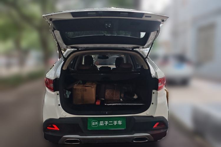 Used Soueast DX7 2015 1.5T Manual Luxury Model Trunk
