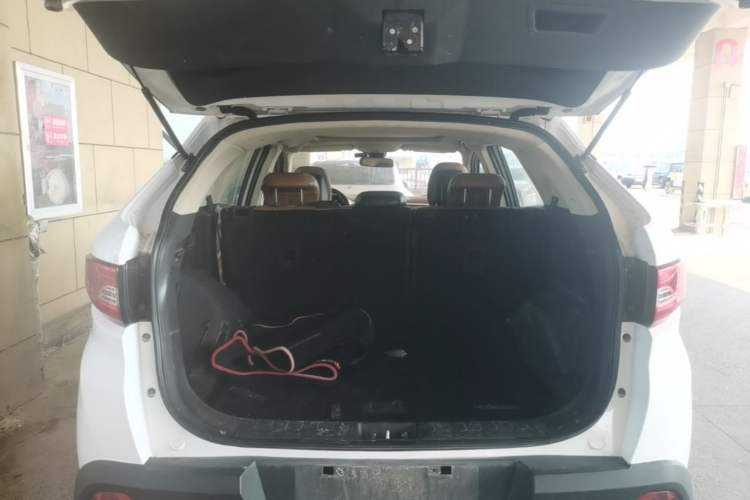 Used Soueast DX7 2015 1.5T Automatic Luxury Model Trunk