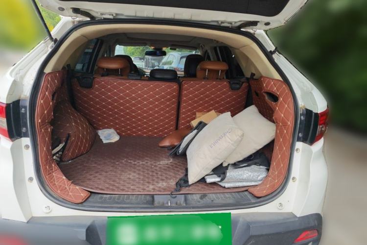 Used Soueast DX7 2015 1.5T Automatic Luxury Model Trunk