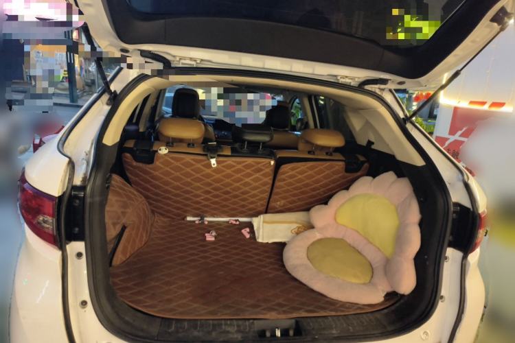 Used Soueast DX7 2015 1.5T Automatic Luxury Model Trunk