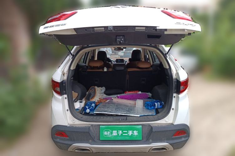 Used Soueast DX7 2015 1.5T Manual Luxury Model Trunk