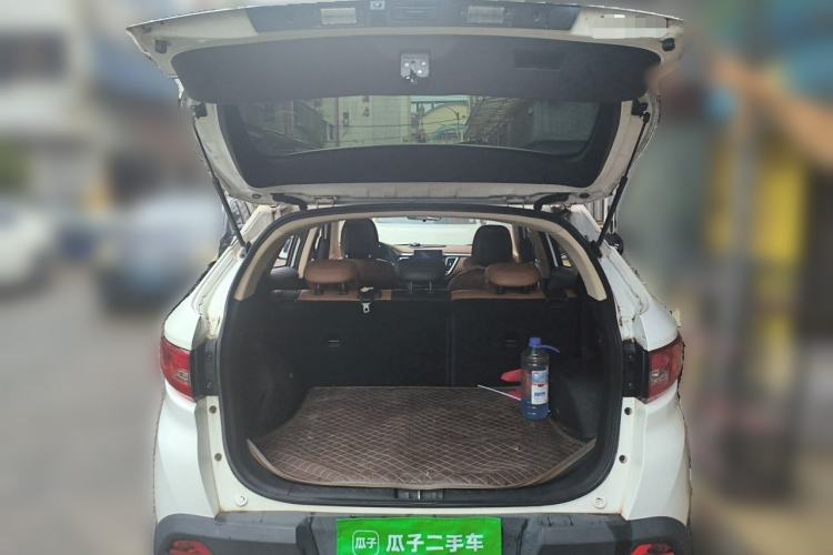 Used Soueast DX7 2015 1.5T Automatic Luxury Model Trunk