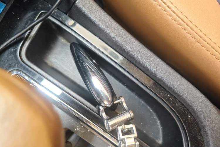 Used Soueast DX7 2015 1.5T Automatic Luxury Model Vehicle Key