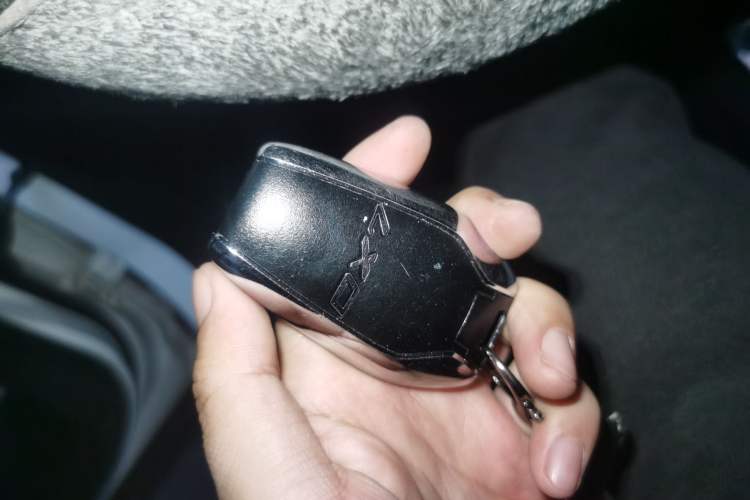 Used Soueast DX7 2015 1.5T Automatic Luxury Model Vehicle Key