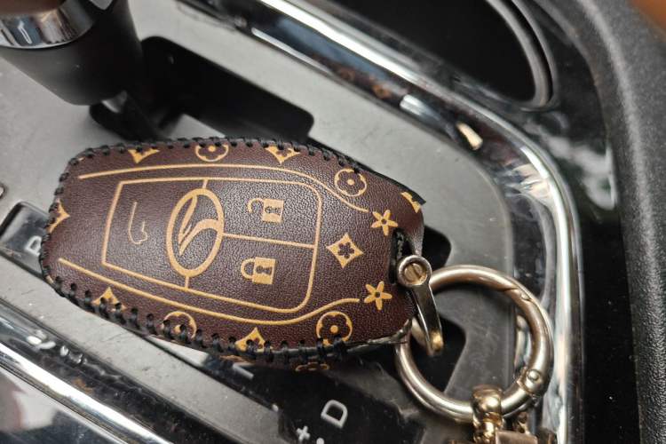 Used Soueast DX7 2015 1.5T Automatic Luxury Model Vehicle Key