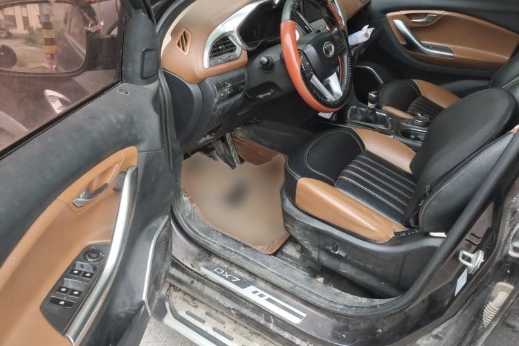 Used Soueast DX7 2015 1.5T Manual Luxury Model Driver Seat