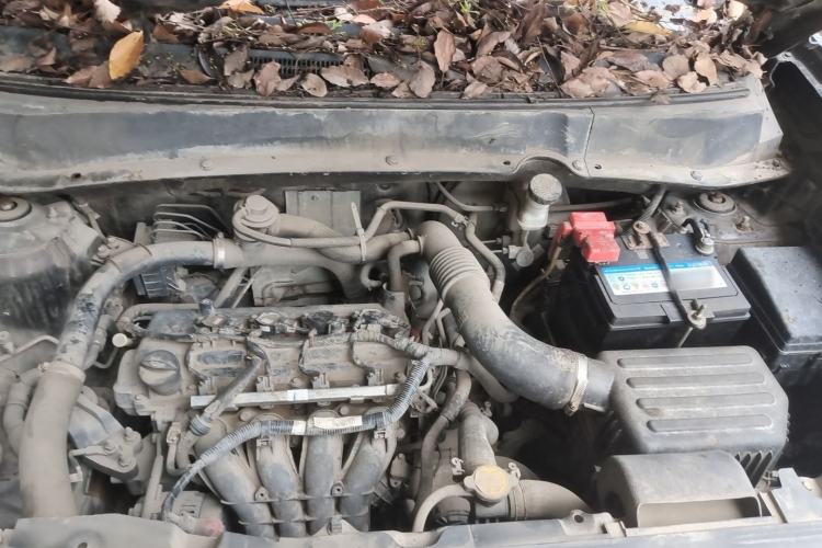 Used Soueast DX7 2015 1.5T Manual Luxury Model Engine Bay