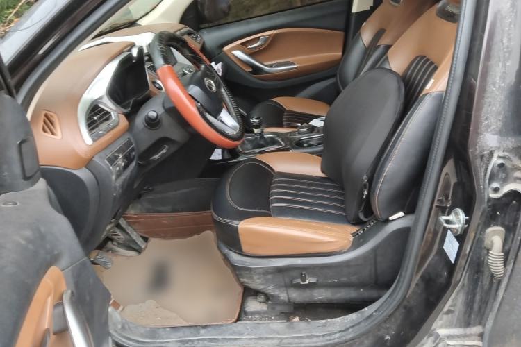 Used Soueast DX7 2015 1.5T Manual Luxury Model Left Front Seat