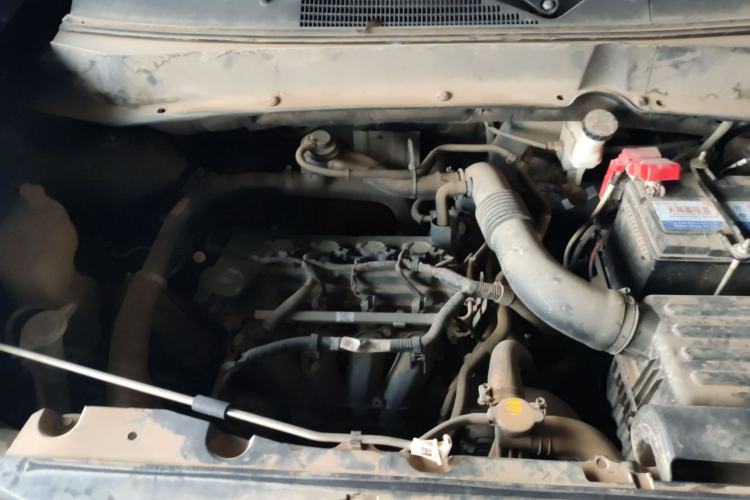 Used Soueast DX7 2016 1.5T Manual Triumph Edition Engine Bay