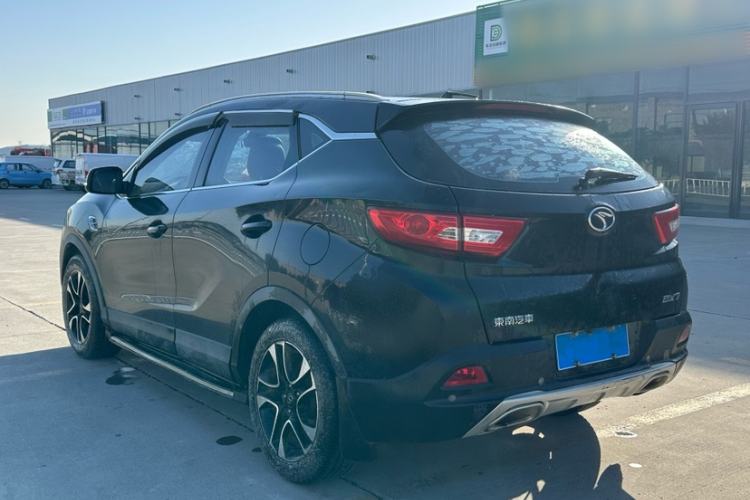 Used Soueast DX7 2016 1.5T Manual Triumph Edition Exterior 3