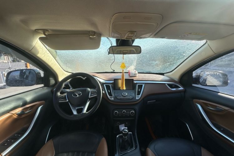 Used Soueast DX7 2016 1.5T Manual Triumph Edition Interior 1