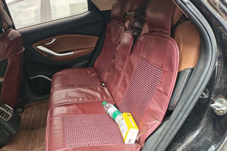 Used Soueast DX7 2016 1.5T Manual Triumph Edition Left Rear Seat