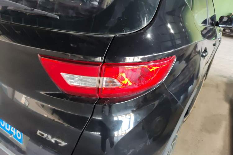 Used Soueast DX7 2016 1.5T Manual Triumph Edition Right Rear Taillight