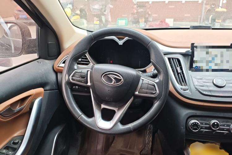 Used Soueast DX7 2016 1.5T Manual Triumph Edition Steering Wheel