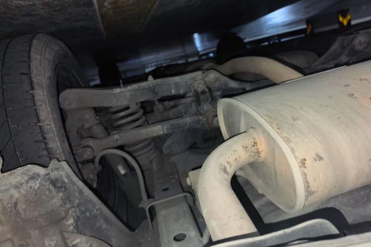 Used Soueast DX7 2016 1.5T Manual Triumph Edition Chassis Rear Right