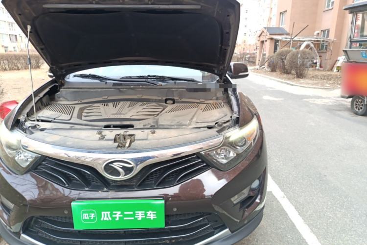 Used Soueast DX7 2016 1.5T Manual Triumph Edition Engine Bay Left