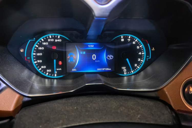 Used Soueast DX7 2016 1.5T Manual Triumph Edition Instrument Cluster