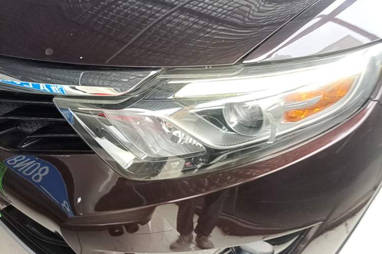 Used Soueast DX7 2016 1.5T Manual Triumph Edition Left Front Headlight