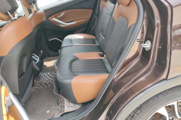 Used Soueast DX7 2016 1.5T Manual Triumph Edition Left Rear Seat