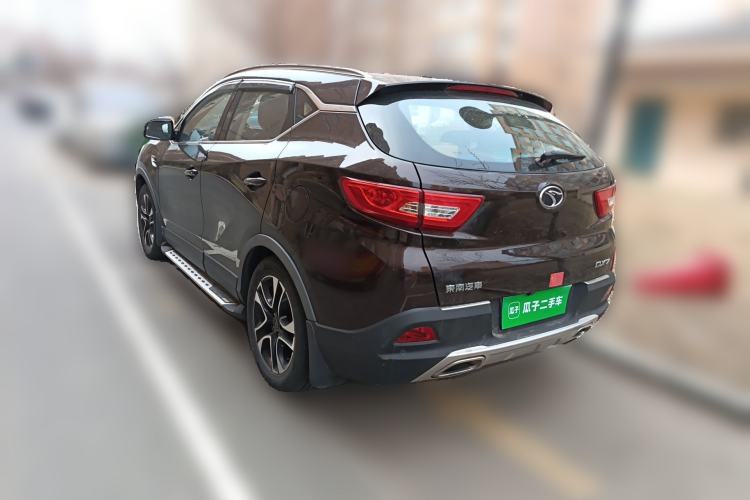 Used Soueast DX7 2016 1.5T Manual Triumph Edition Rear Left 45 Deg