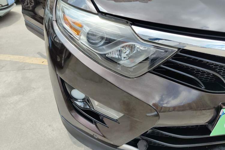 Used Soueast DX7 2016 1.5T Manual Triumph Edition Right Front Headlight