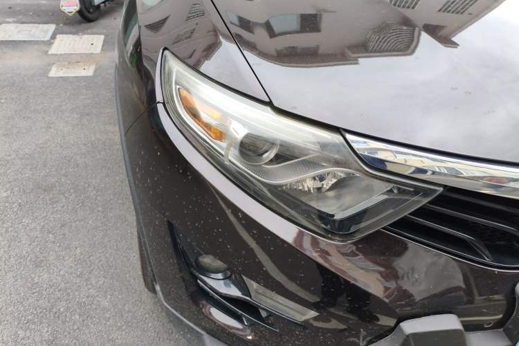 Used Soueast DX7 2016 1.5T Automatic Glory Edition Right Front Headlight