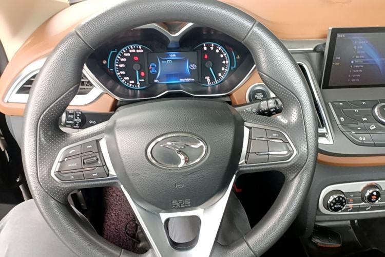 Used Soueast DX7 2016 1.5T Manual Triumph Edition Steering Wheel