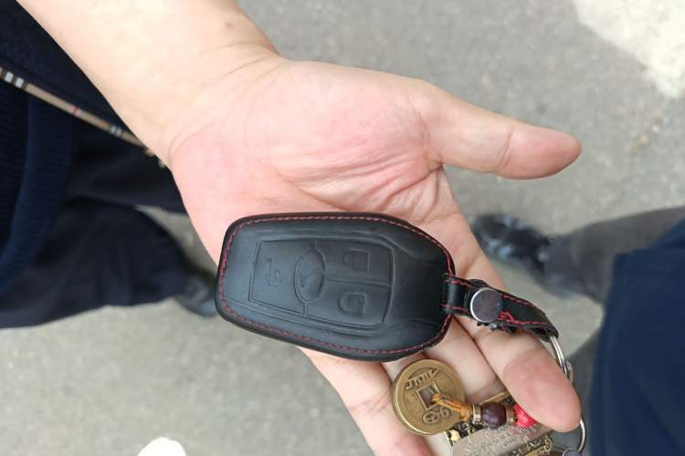 Used Soueast DX7 2016 1.5T Manual Triumph Edition Vehicle Key