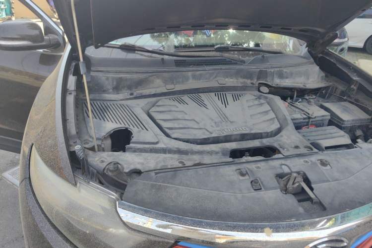 Used Soueast DX7 2016 1.5T Automatic Glory Edition Engine Bay Right