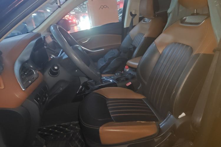 Used Soueast DX7 2016 1.5T Manual Triumph Edition Left Front Seat