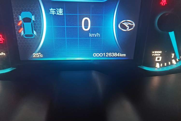 Used Soueast DX7 2016 1.5T Manual Triumph Edition Odometer Close Up